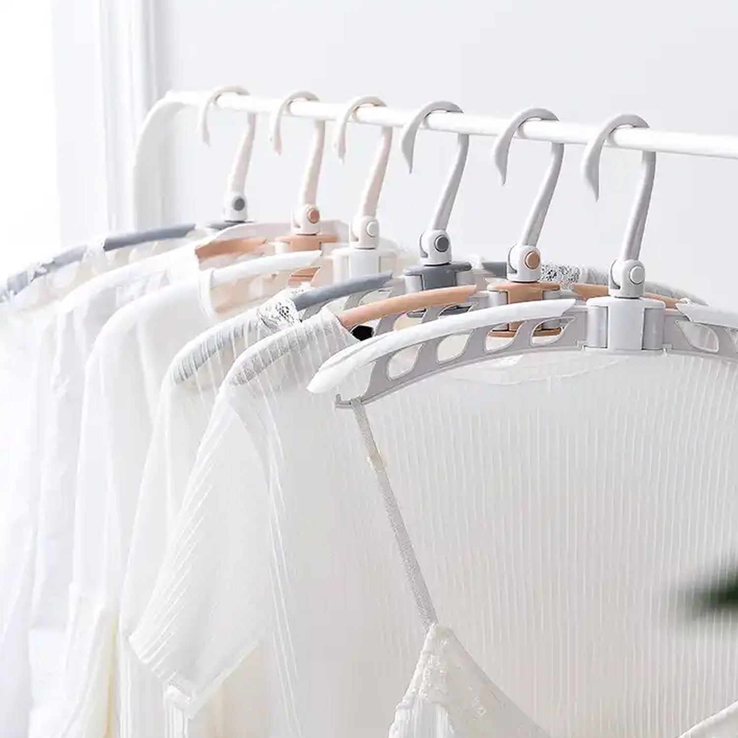 Portable Folding 360 Degree Rotating Clothes Hangers Travel Foldable  Adjustable Accessories Foldable Clothes Hangers Drying Rack For Travel (1 Pc)