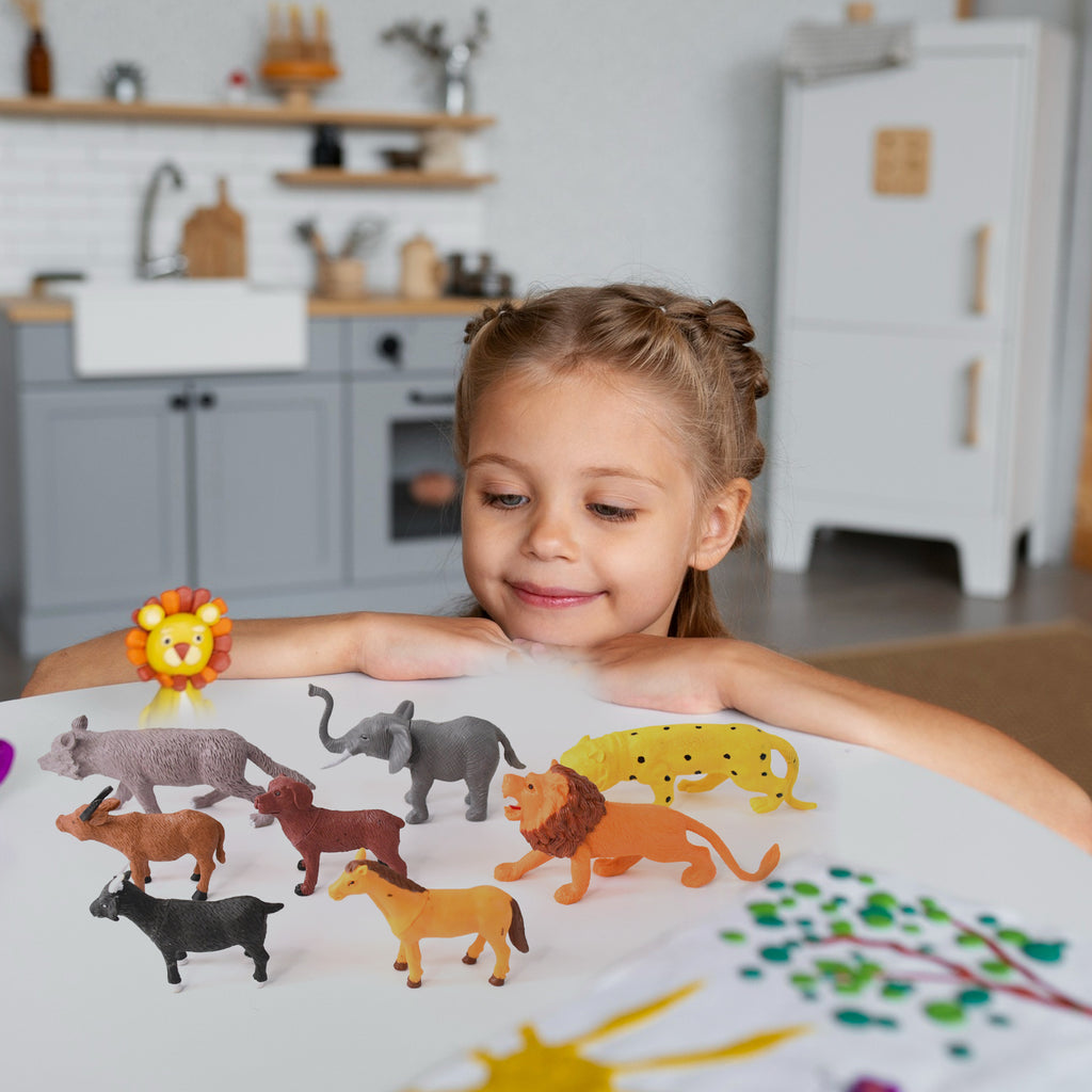 Animal Kingdom Plastic Toy Set For Kids (14 Pc)